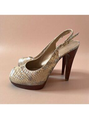 STUART WEITZMAN Beige Metallic Leather Slingback Heels Size 8